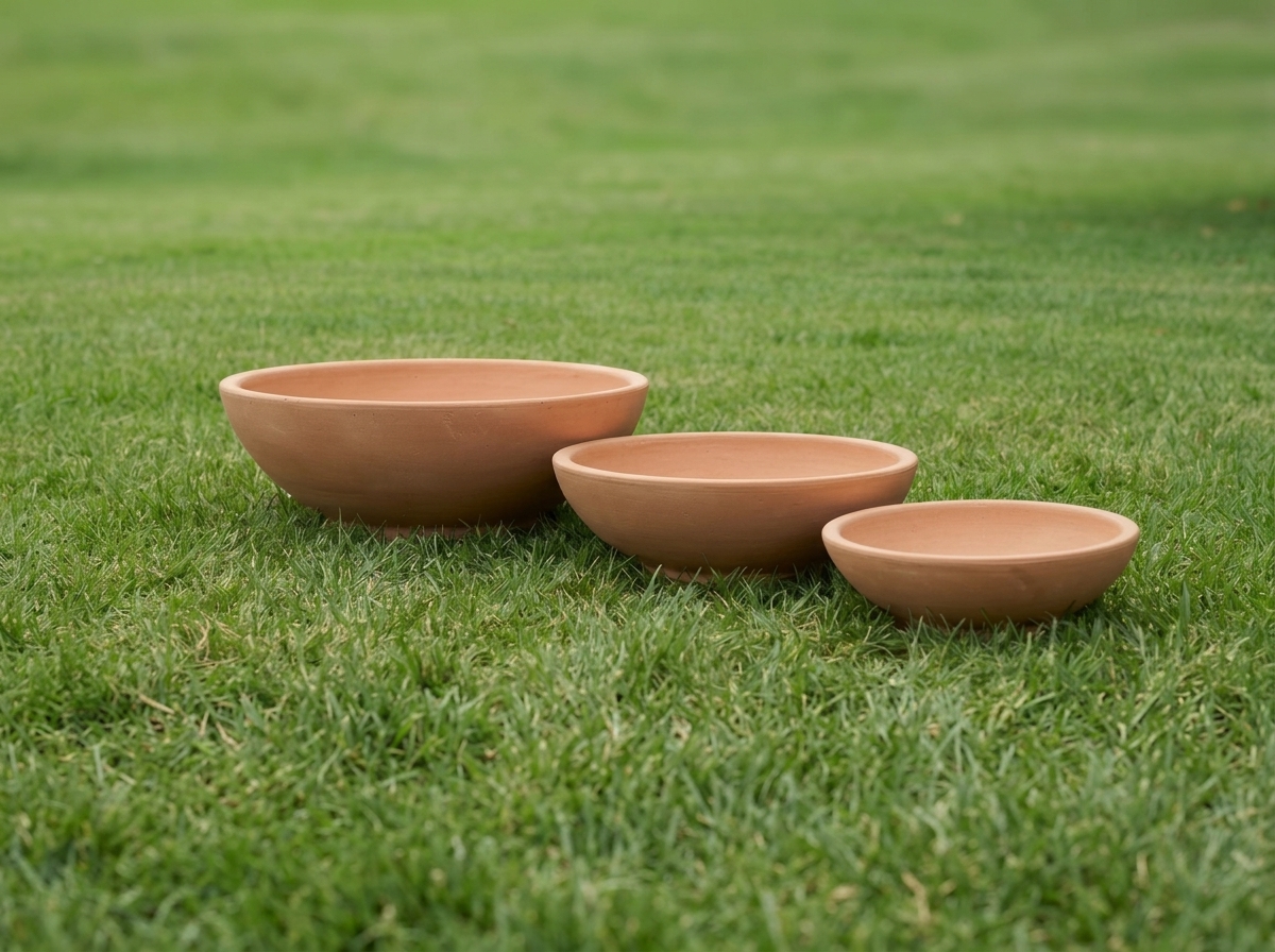 WOK BOWL SET 3 83 83 27 WITH DRAINAGE HOLE 69 69 20 TERRACOTTA WOK BOWL SET 3 83 83 27<br />
WITH DRAINAGE HOLE 69 69 20<br />
TERRACOTTA
