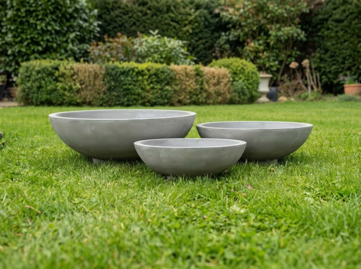 BOWL WITH FEET BOWL WITH FEET